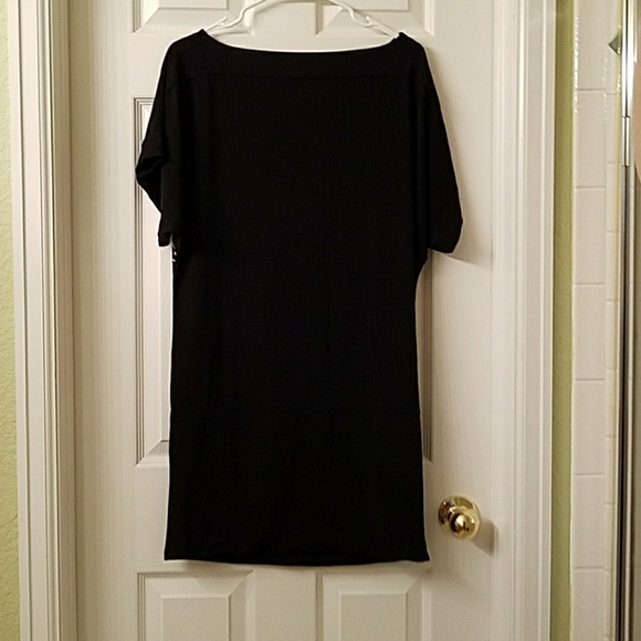 Black and white short sleeved tunic - Picture 3 of 4